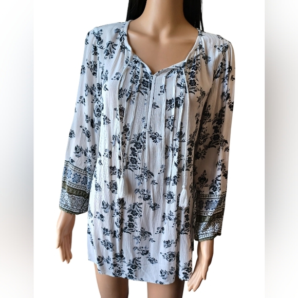 NWT Sonoma White With Navy Blue Flowers Women's Blouse - Picture 13 of 13